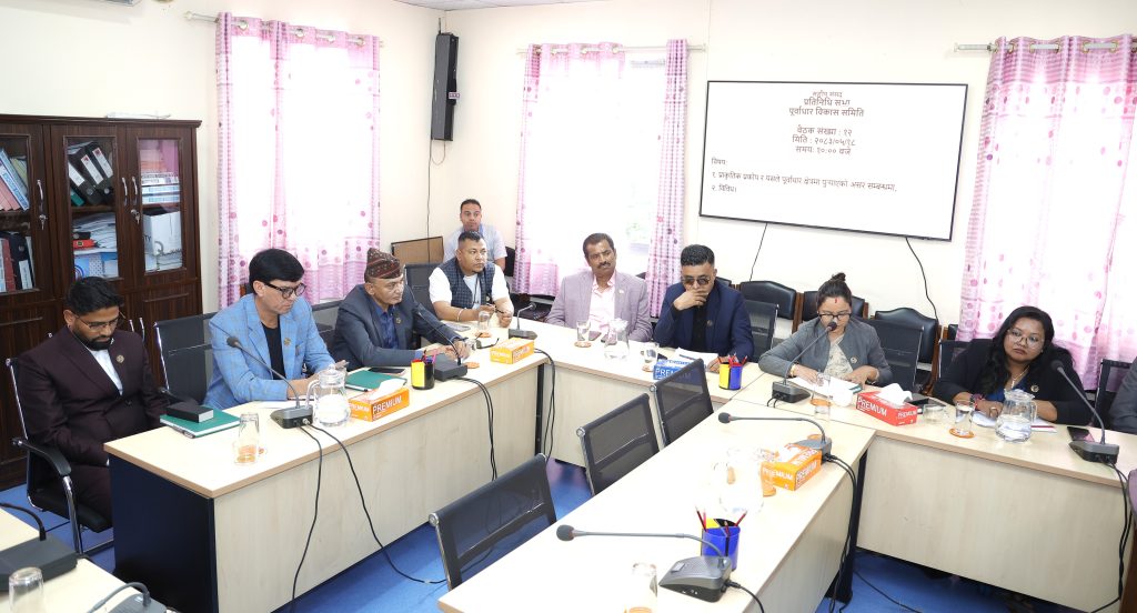 भोटेकोशी बाढी: सुरुङमा फसेकाको उद्धार र क्षतिग्रस्त पूर्वाधार पुनर्निर्माणलाई तीव्रता दिन संसदीय समितिको निर्देशन
