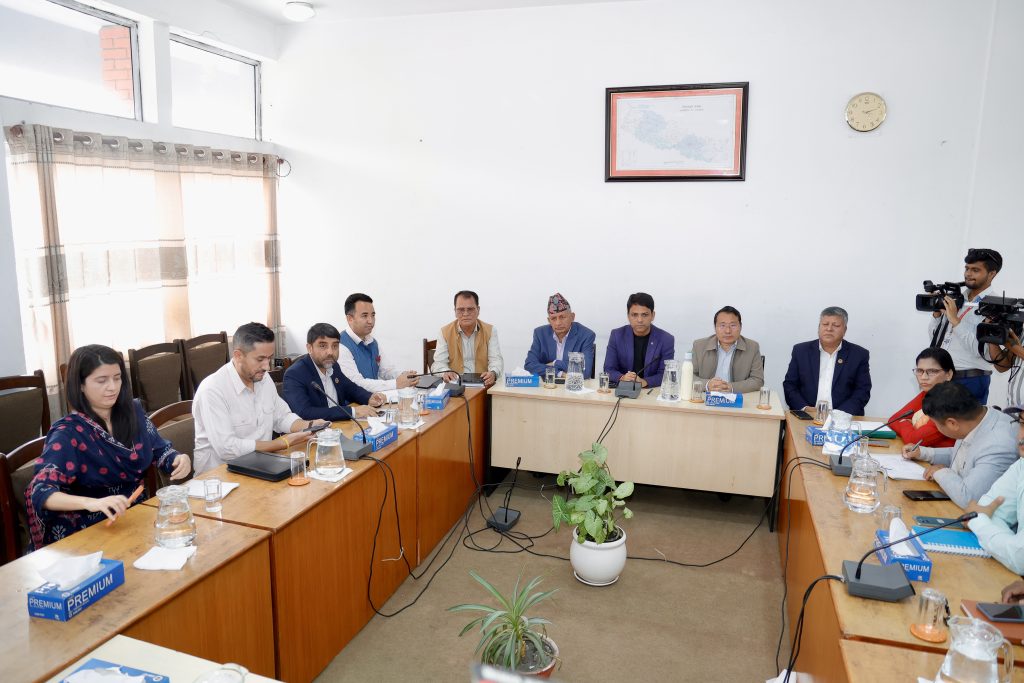 भोटेकोशी बाढीपछिको पुनर्निर्माण र अनुगमनका लागि सर्वदलीय संयन्त्र बनाउने तयारी, सिंहदरबारमा बैठक जारी