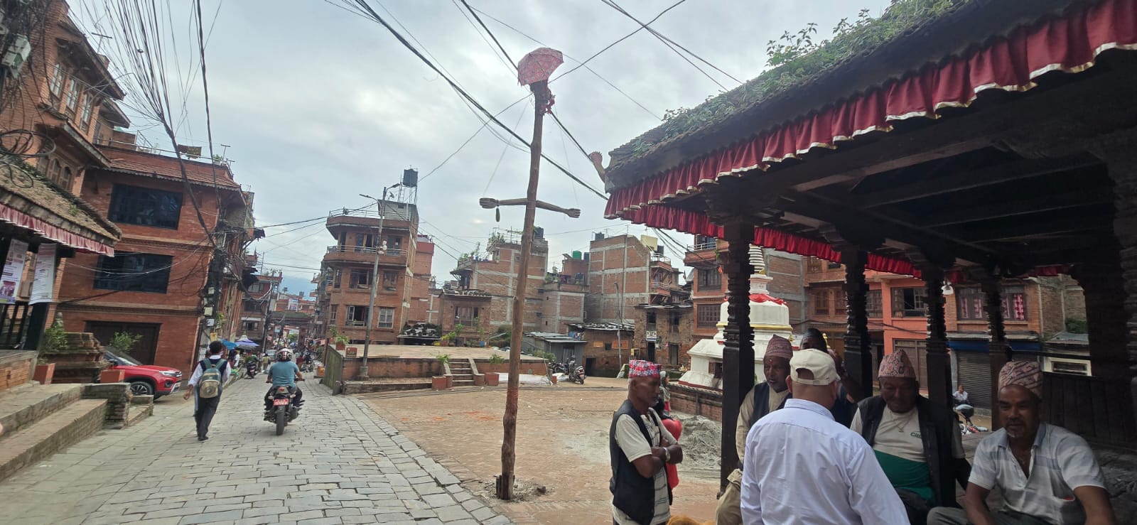 भक्तपुरमा आठ दिनसम्म मनाइने परम्परागत इन्द्रजात्रा सुरु