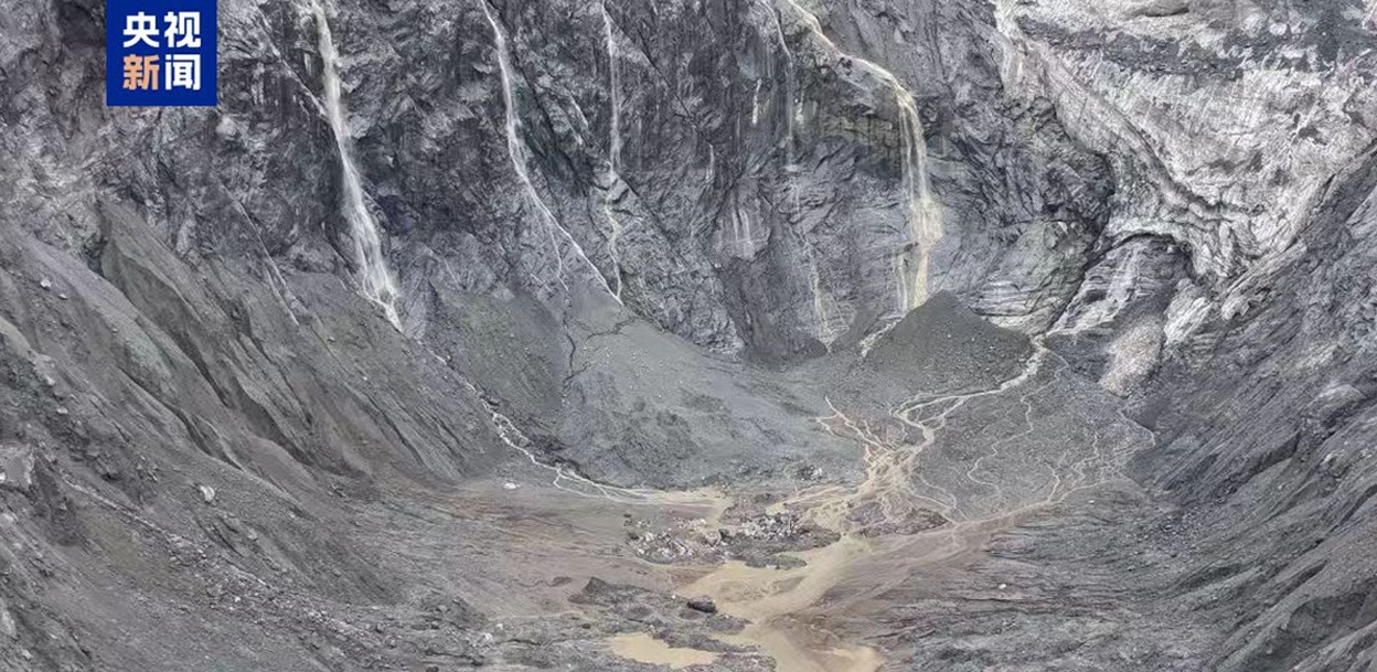 चीनले भन्याे हिमचट्टान भत्किने जोखिम कायमै, अझै टरेको छैन ठुलो बाढीको खतरा