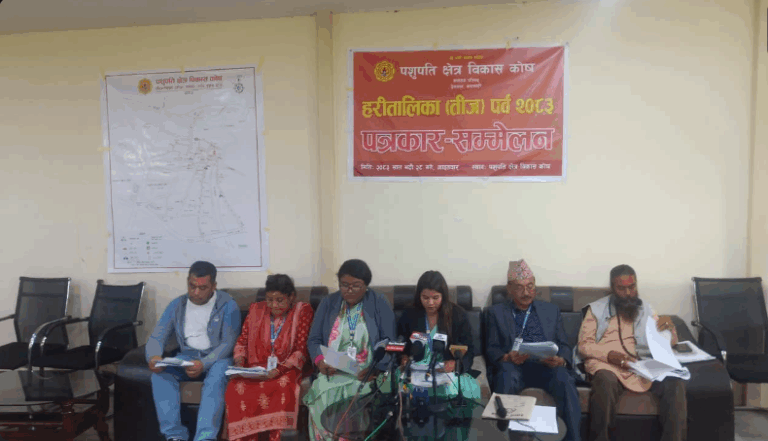तीज पर्वः पशुपतिनाथ मन्दिर सोमबार बिहान ३ बजेदेखि चारै ढोका खोलिने
