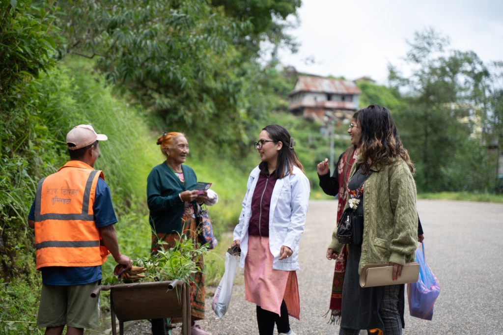 भोजपुरमा ‘मातृत्व जोगाउने अभियान’: १३७ महिलाको क्यान्सर परीक्षण, दुई जनामा शङ्कास्पद लक्षण