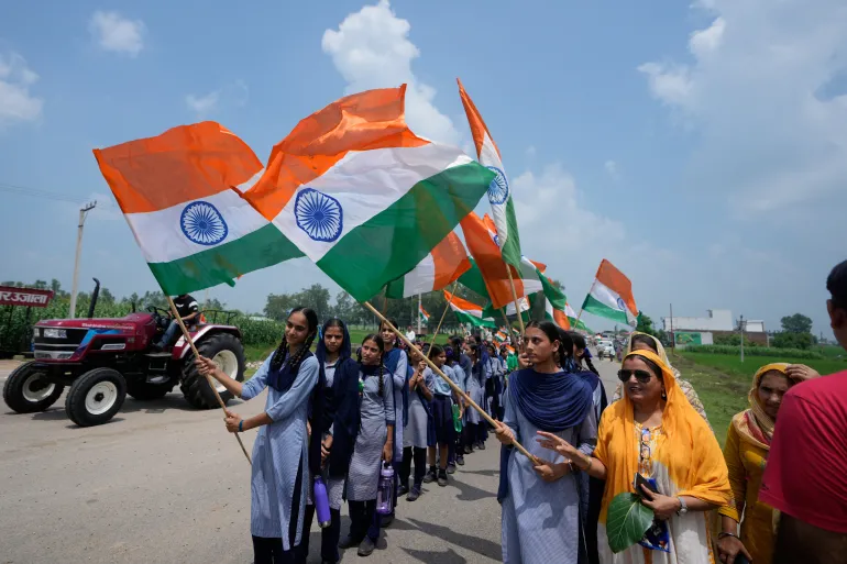 भारतमा बालबालिकाको विद्रोह: शिक्षामा सुधार र सुरक्षित विद्यालयको माग गर्दै ‘जेनेरेसन अल्फा’ सडकमा