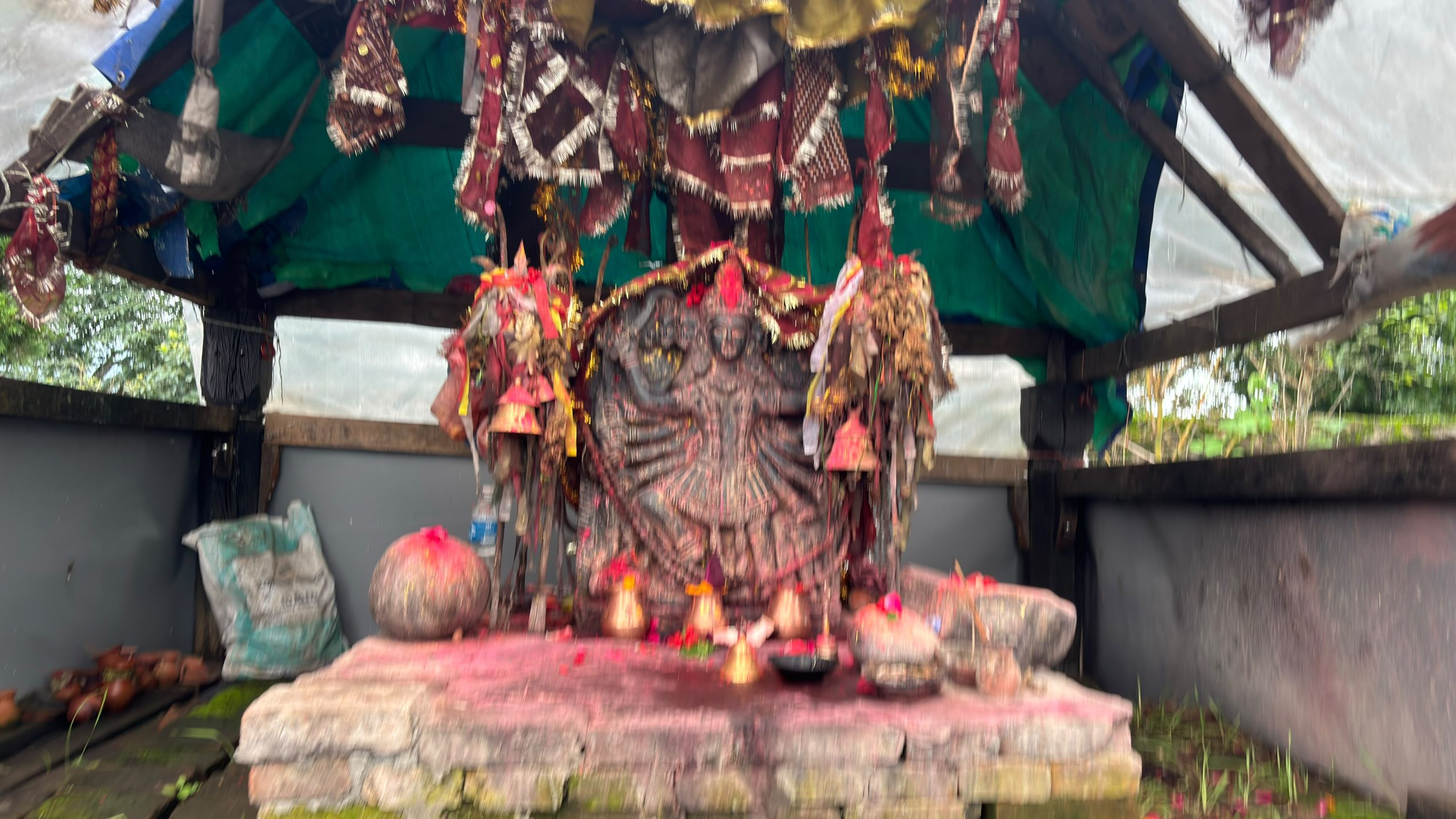 लमजुङ कालिकाः जहाँ देशबासीको कल्याणका लागि गरिन्छ पूजा