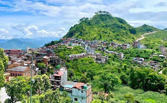 पूर्वाधार निर्माणमा अघि बढ्दै बन्दीपुर