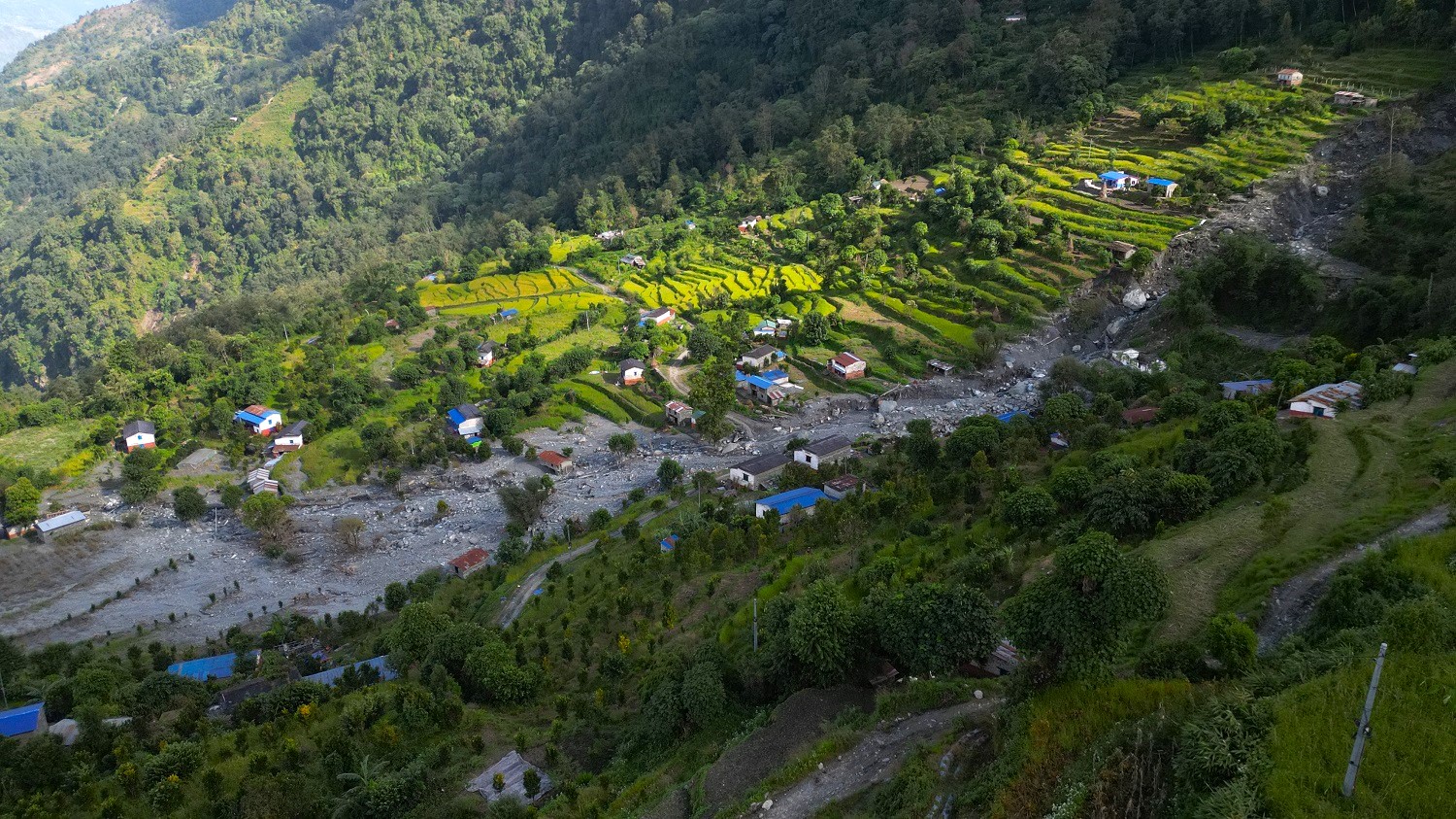 बाढी-पहिरोले उजाडिएको चिनाखेत: न बास रह्यो, न चाडपर्वको रौनक