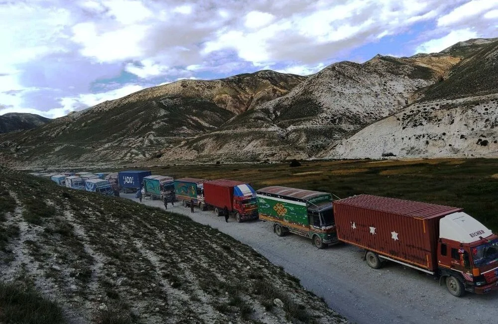 कोरला सडक अवरुद्ध हुँदा भन्सारमा १५० बढी कन्टेनर रोकिए