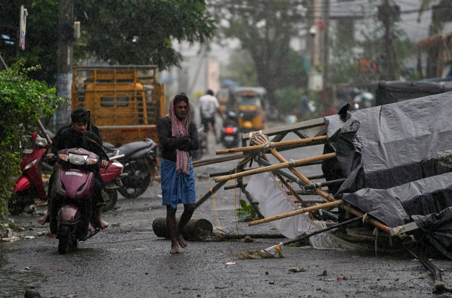 चक्रवात अर्नबले आन्ध्र प्रदेशमा तीनको मृत्यु, नेपालमा बिहीबारदेखि वर्षा र हिमपातको सम्भावना
