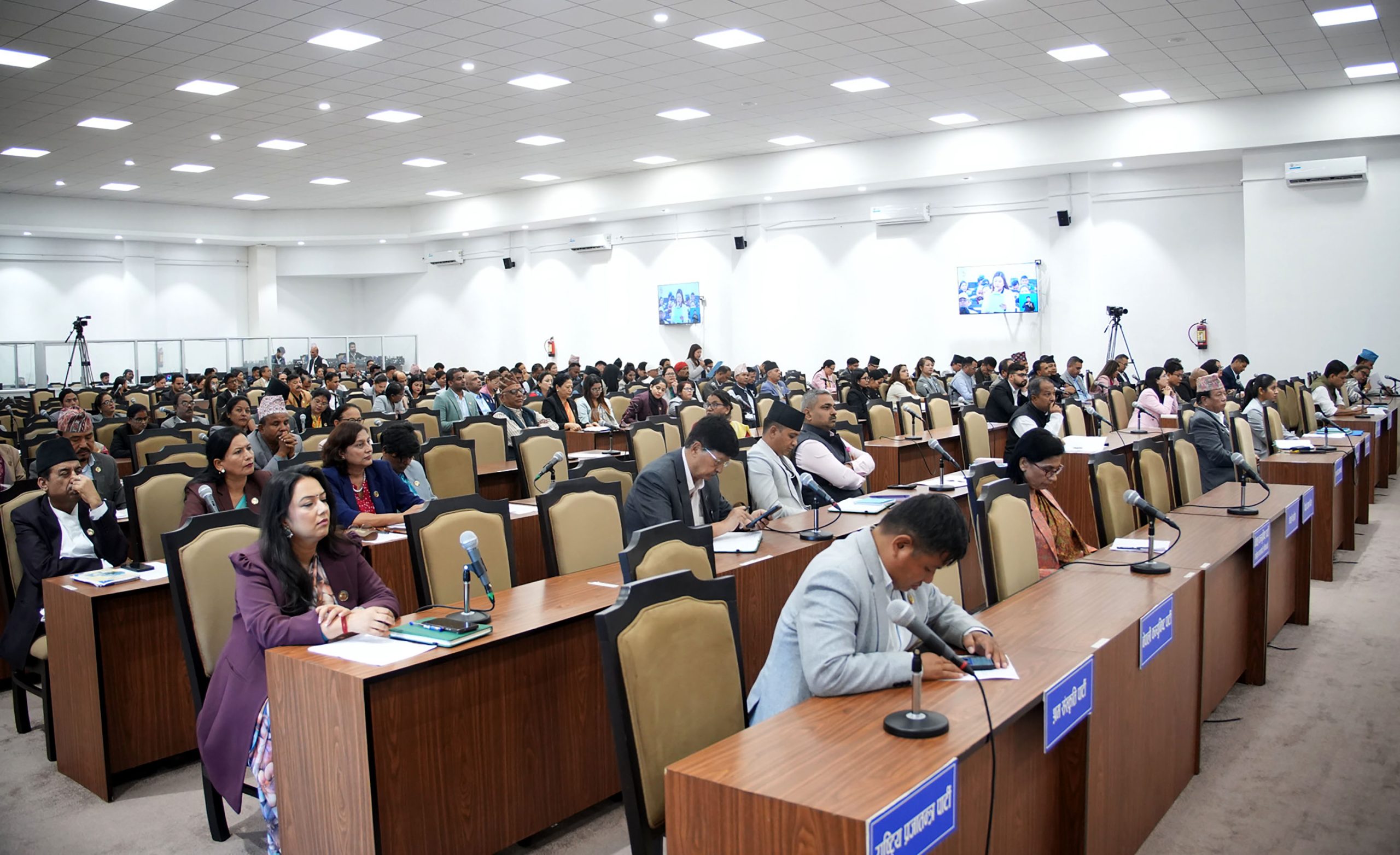 सङ्घीय निजामती सेवा विधेयक संसद्मा दर्ता